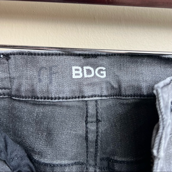 Gray High-Waist BDG Jeans - Picture 5 of 5